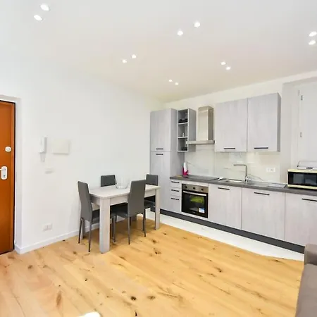 Il Vialetto Della Granmadre 토리노